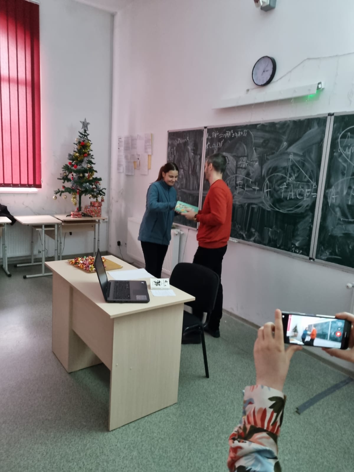ajuta-ma sa-mi dezvolt personalitatea 09.12.2022 1.jpg